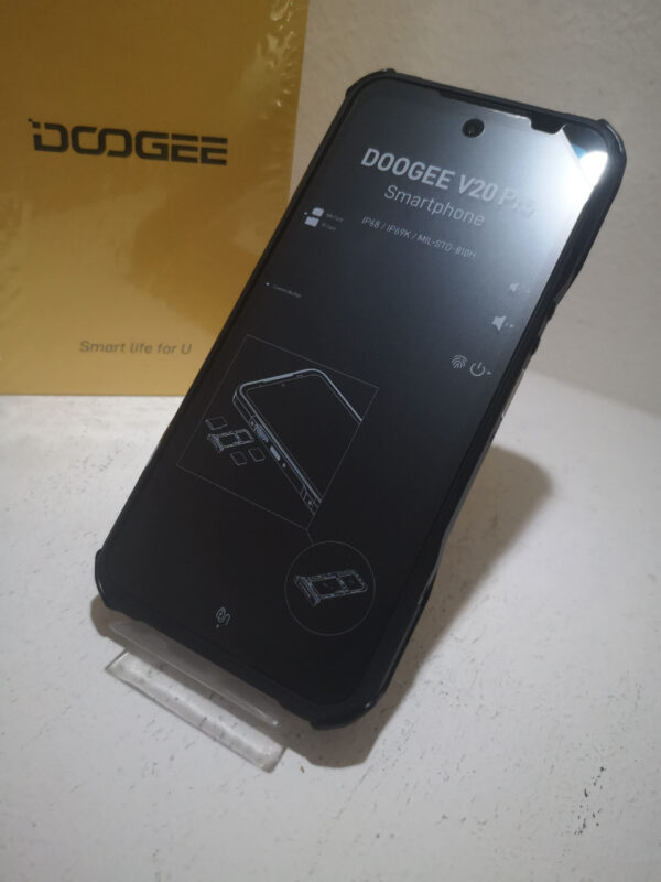 DOOGEE V20 Pro 6,43" Smartphone Rugged 20GB+256GB 5G Dual SIM Display 2K AMOLED Termocamera